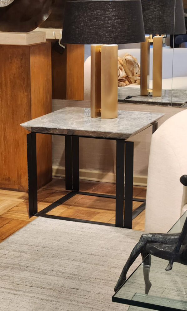 MESA LATERAL VOGUE MÁRMOL