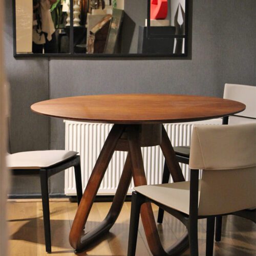 Mesa de comedor Pouso 110 cm