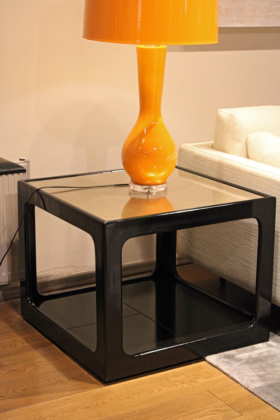 MESA LATERAL BERNA CUADRADA - Imagen 2