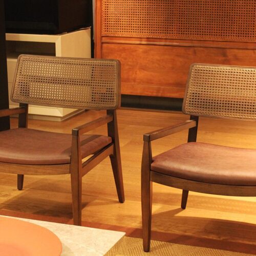 Par de Sillones Pousada tapiz cuero