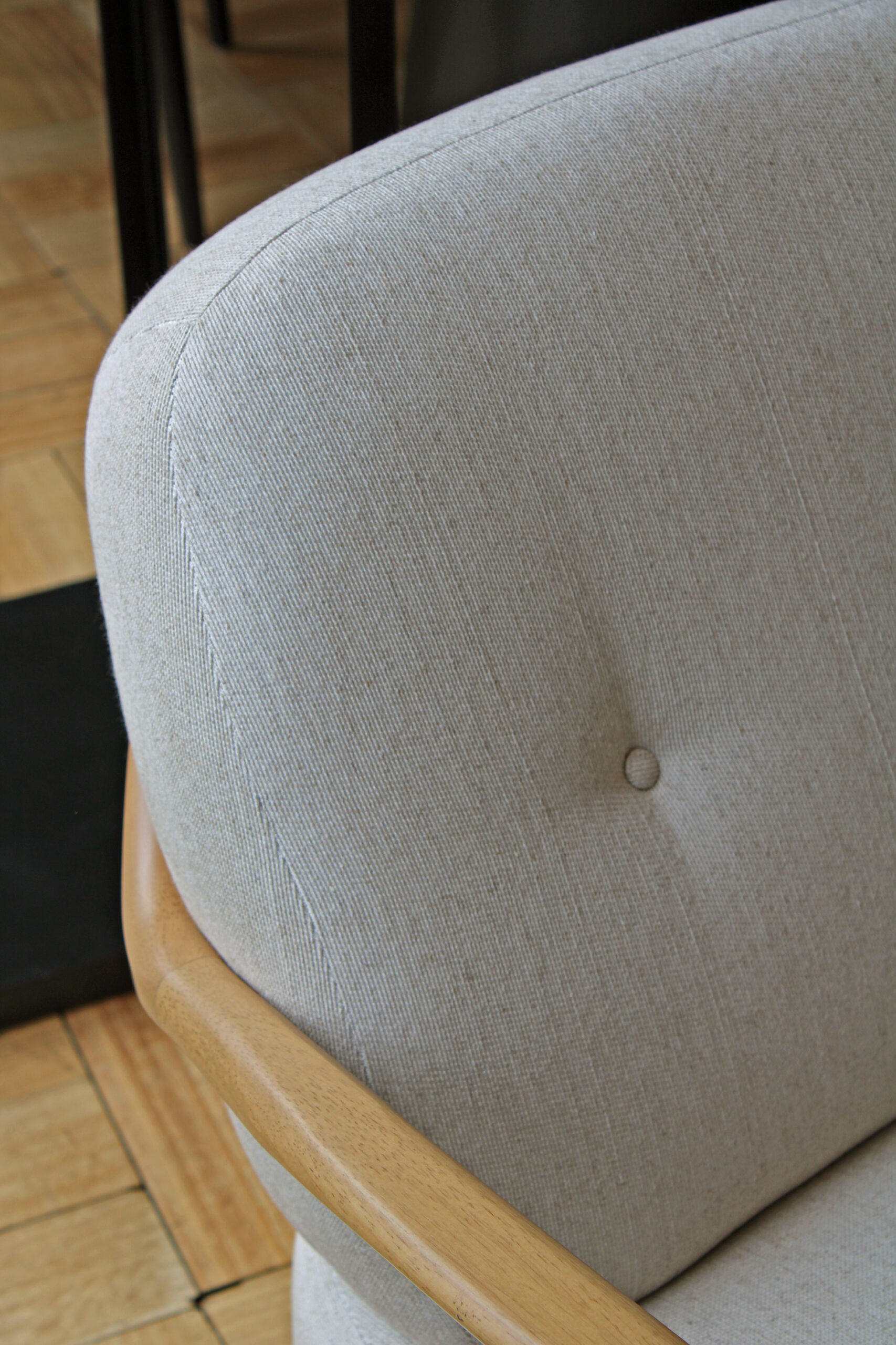 SILLON WINSTON MADERA CLARA con ESTRELLA PCA A710 MARZO 26 - Imagen 5